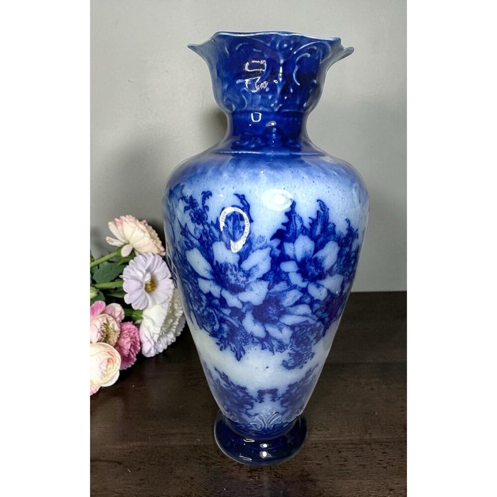 Antique Tall Ironstone Flow Blue Embossed Vase , Daisies 14x6.5, Unmarked .